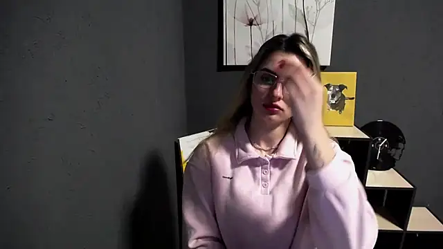 lady_olivia_ Adlı Modelin Canlı XXX Sohbeti