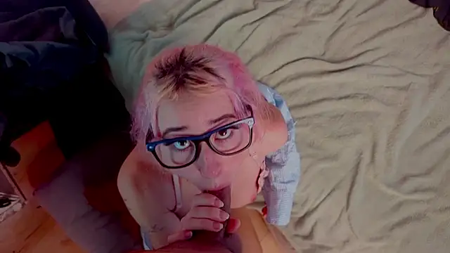 Živý XXX chat lunaticas_