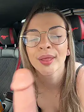 SweetSofiX – Naživo XXX chat