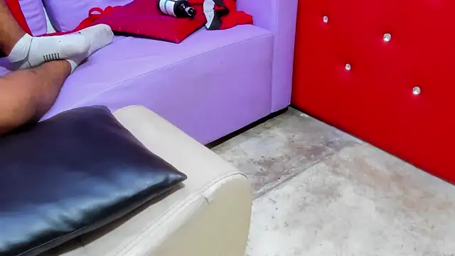 miacam-hot Webcam Show