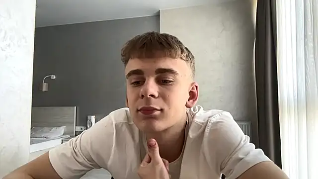 SoloFury Webcam show