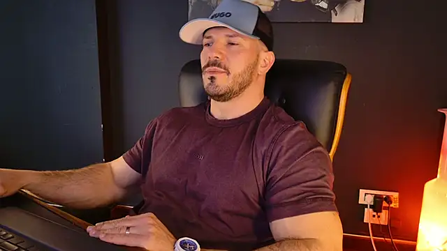 AngeloEric 现场XXX聊天