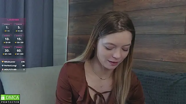 EmilieLong live XXX chat