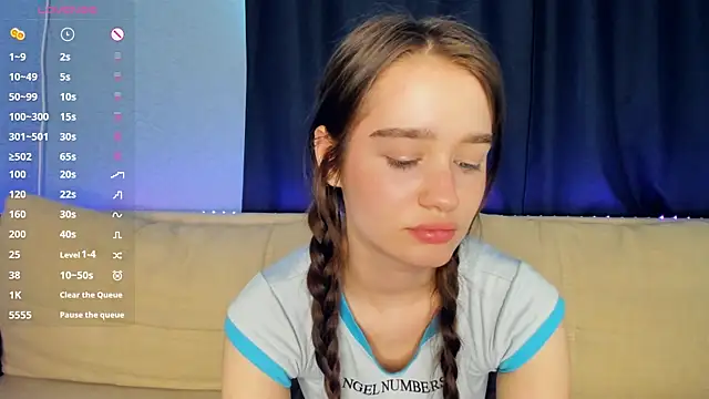 XXX chat uživo modela lovelyalivia