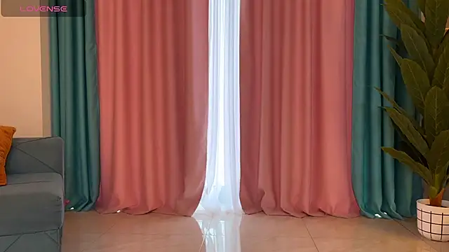 UrGoddessJenny: онлайн-секс-чат