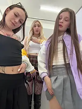 mmelicious Adlı Modelin Web Kamerası Şovu