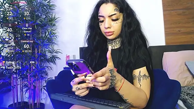 CreamyInkky_'s Live XXX Chat