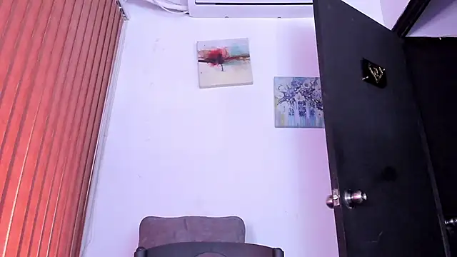 alondrabigtits' Live XXX Chat