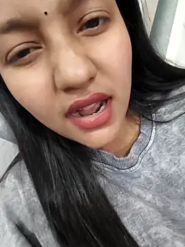 Dipali143143's Live XXX Chat