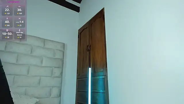 Онлайн чат XXX HollyGrey_