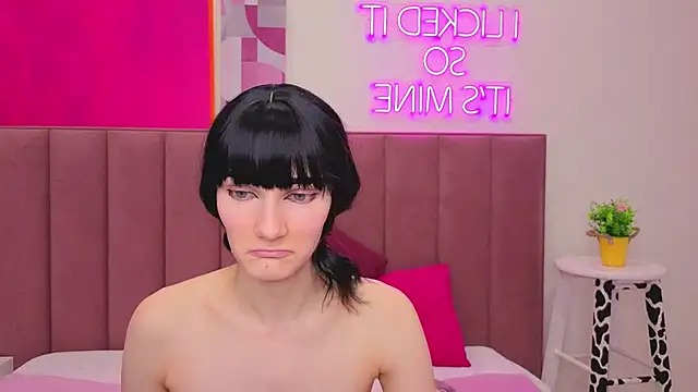 Lili_flowerr's Live XXX Chat