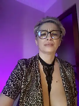 Онлайн чат XXX LunaBlaise