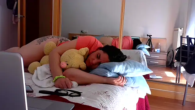 Chatroom XXX en direct de Cuquita83