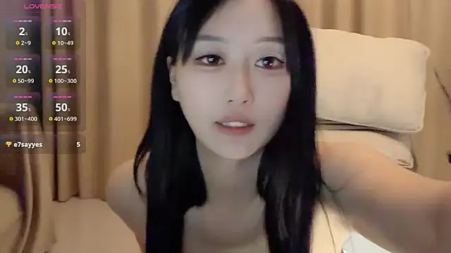 Xiaowen-wen's Webcam Show