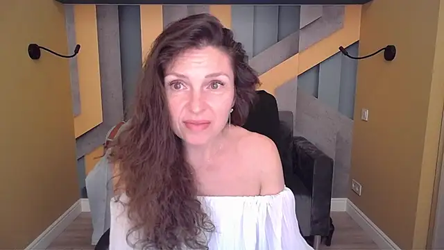 EllaLong's Webcam Show