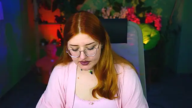 StaceyJensen Adlı Modelin Canlı XXX Sohbeti