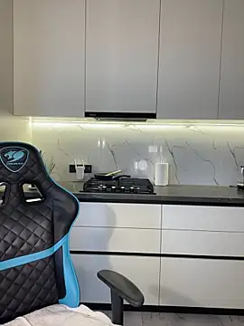 Chat XXX en directo de CurlyLara