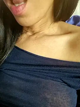 Luisa968 Show in webcam