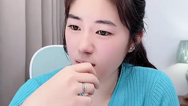 Nicole20266 现场XXX聊天