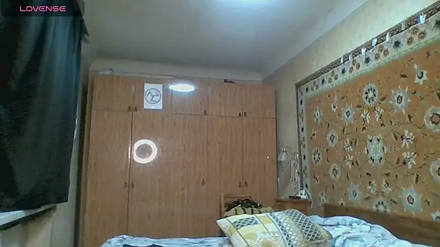 AnnaXLovers: απευθείας συνομιλία ΧΧΧ