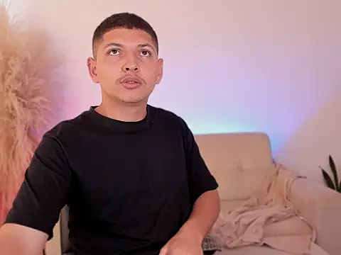 Show de A_lejandro_08 na webcam