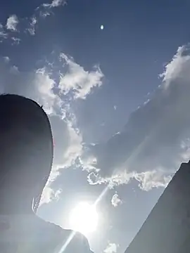 Chatroom XXX en direct de Dellah27