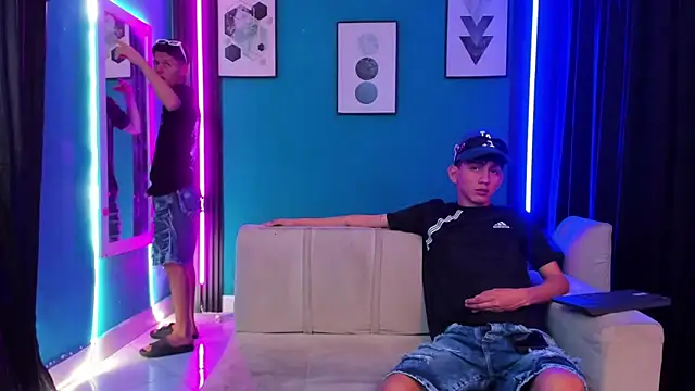 Marcus_and_Tony Webcam Show