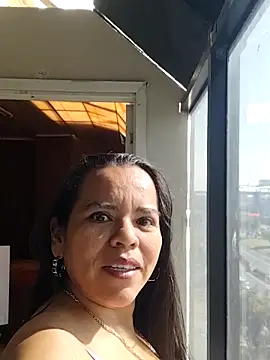 MaraSol Adlı Modelin Canlı XXX Sohbeti