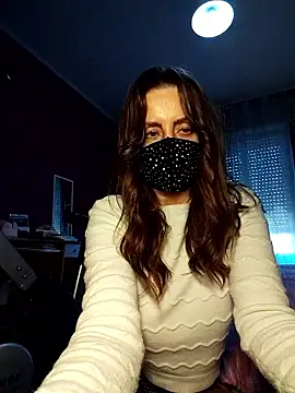 Онлайн чат XXX Akemi_rossi