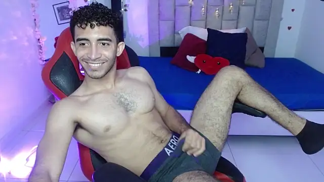 Caius_fox's Live XXX Chat