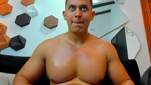 Онлайн чат XXX RomanCroft