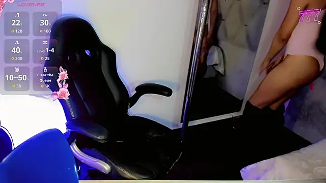 Daniiela_Emberのウェブカメラショー