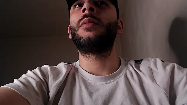 henryaxe's Live XXX Chat