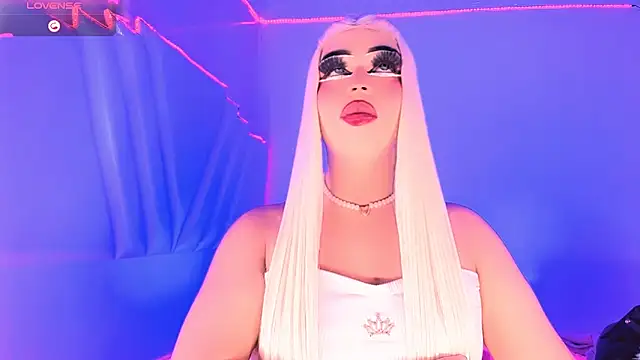 Chatroom XXX en direct de Valentina_Smith1_