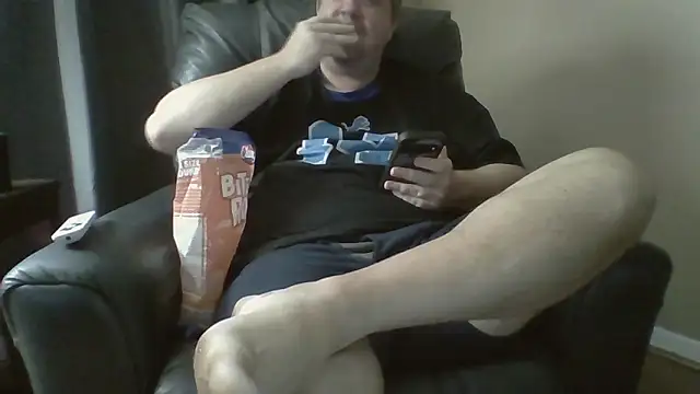 Single_White_Male's Webcam Show