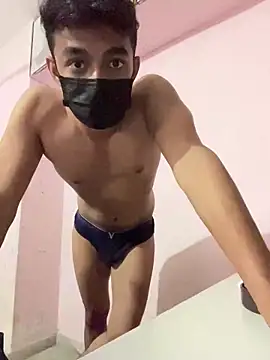 Dark_2465 – webcam-show