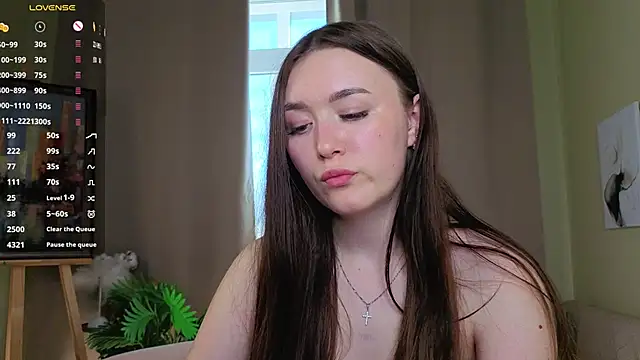 AlinaOrf's Live XXX Chat