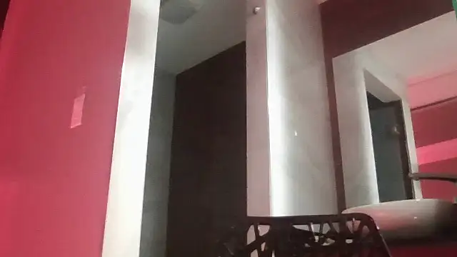 str8forgaypaper Webcam-Show