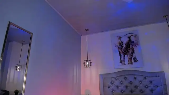 Chat XXX en directo de ayshel__