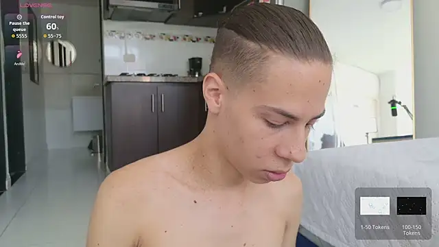 Chatroom XXX en direct de grey___27