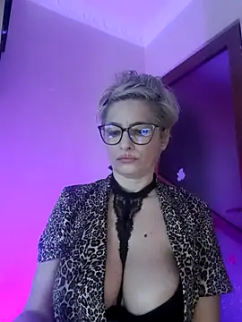 LunaBlaise Adlı Modelin Canlı XXX Sohbeti