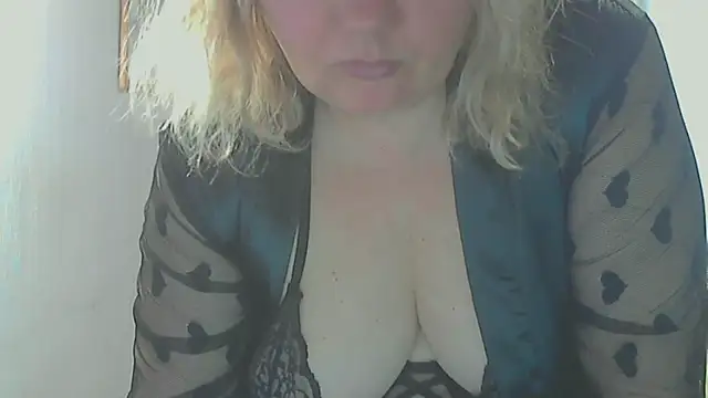 Lusi-777's Live XXX Chat