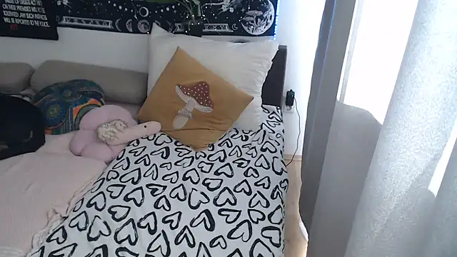 AlienforTwenty Chat XXX live