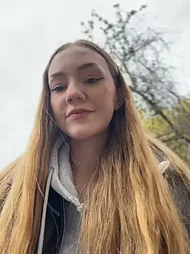 MilaMoone's Live XXX Chat