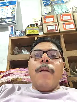 عرض كام Srmotrs