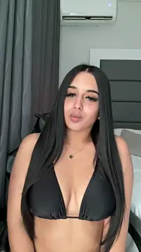 Czat XXX na żywo – LilMisIndianx