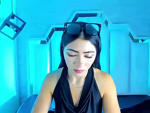 แชท XXX สดของ Vyoleett