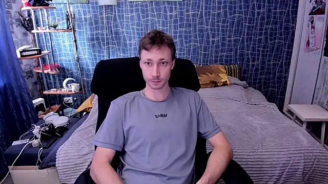 CuteBoy228 Show Webcam