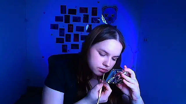 Kitty_Mia_Kitty's Live XXX Chat