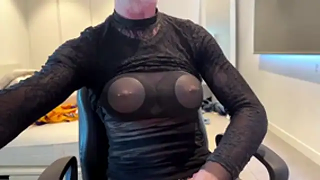 pocker498's Webcam Show